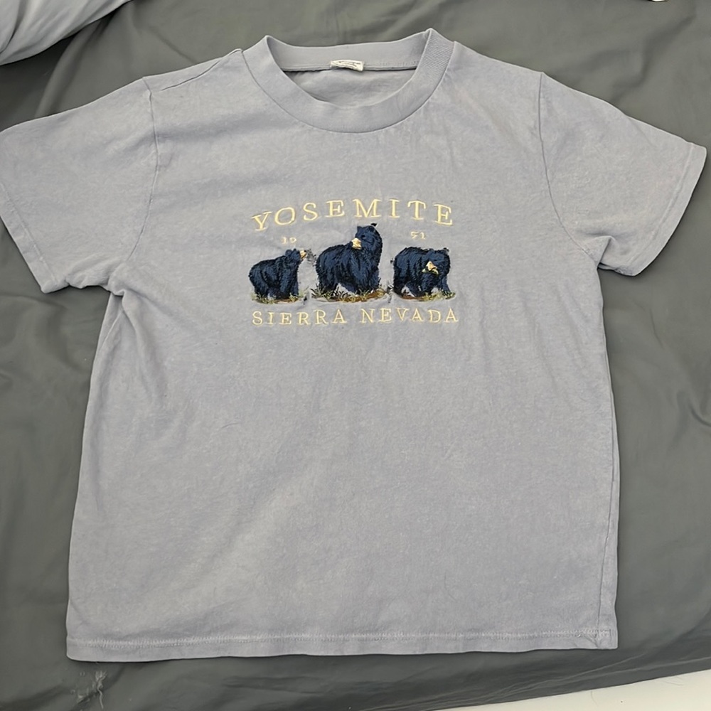 Brandy Melville Yosemite Shirt ☆